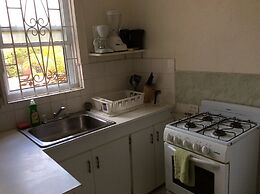 Gentle Breeze Apartments