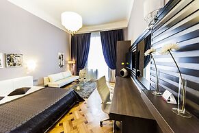 Matei Corvin Apartments