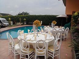 Ponderosa Travel Lodge