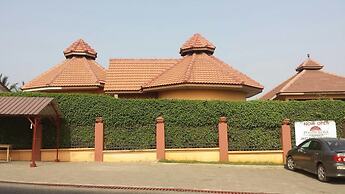 Ponderosa Travel Lodge