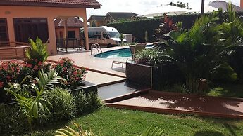 Ponderosa Travel Lodge