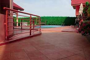 Ponderosa Travel Lodge