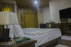 Ponderosa Travel Lodge