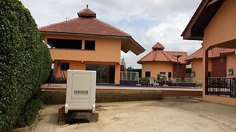 Ponderosa Travel Lodge