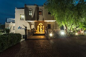 The Bird Exclusive Guest House & Spa