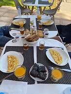 The Bird Exclusive Guest House & Spa