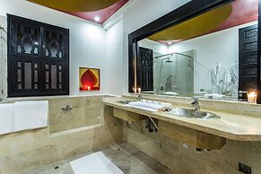 The Bird Exclusive Guest House & Spa