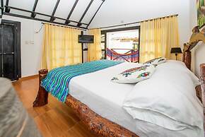 Casa Hostal Antawara