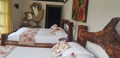 Casa Hostal Antawara