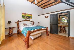 Casa Hostal Antawara