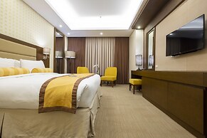 Maayo Hotel