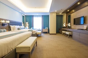 Maayo Hotel