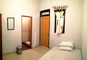 Adikarta Guesthouse Janti