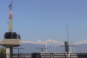 Sanu House Hostel & Homestay