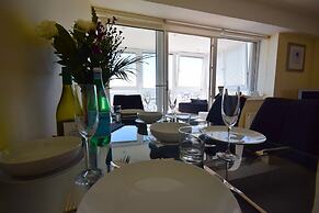 Isabella Penthouse 15th Floor, Seafront