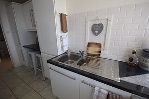 Isabella Penthouse 15th Floor, Seafront