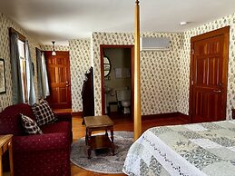The Wayside Inn