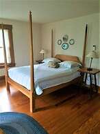 The Wayside Inn