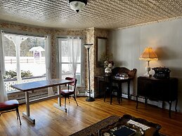 The Wayside Inn