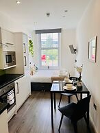 Fox House, Studio Apartments
