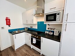 Fox House, Studio Apartments