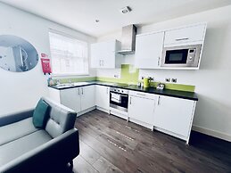 Fox House, Studio Apartments