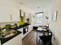 Fox House, Studio Apartments