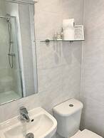 Fox House, Studio Apartments