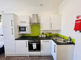 Fox House, Studio Apartments
