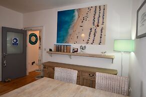 No 98 Boutique Hotel