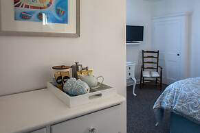 No 98 Boutique Hotel