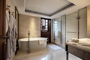 Capella Shanghai, Jian Ye Li