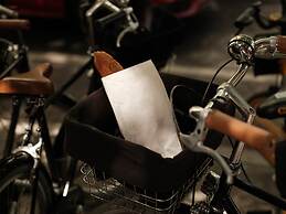 Capella Shanghai, Jian Ye Li