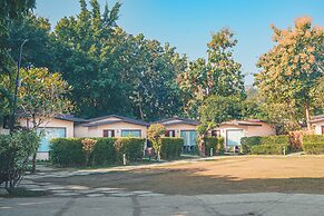 Manu Maharani Resorts