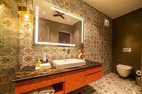 Manu Maharani Resorts