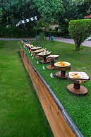 Manu Maharani Resorts