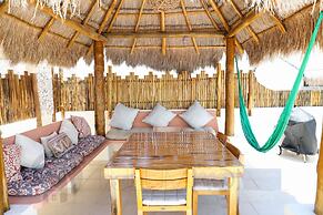 Lili Penthouse 2 bedroom sleeps 5