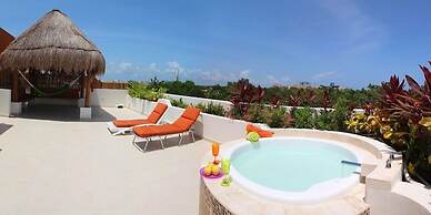 Lili Penthouse 2 bedroom sleeps 5