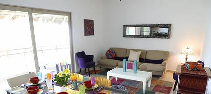 Lili Penthouse 2 bedroom sleeps 5