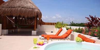 Lili Penthouse 2 bedroom sleeps 5