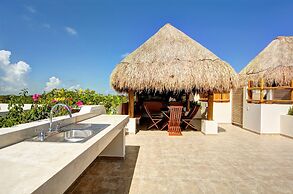 Rainbow Penthouse 2 bedrooms sleeps 5