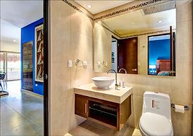 Rainbow Penthouse 2 bedrooms sleeps 5