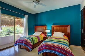 Rainbow Penthouse 2 bedrooms sleeps 5