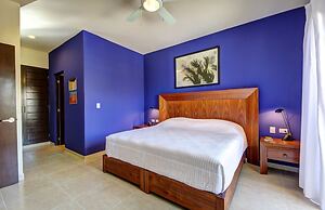 Rainbow Penthouse 2 bedrooms sleeps 5