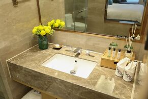 Ramada Encore Hangzhou Aoti