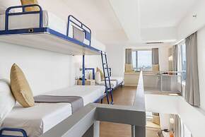 TRYP by Wyndham Mall of Asia Manila