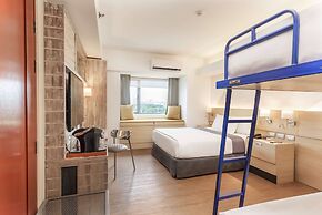 TRYP by Wyndham Mall of Asia Manila