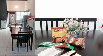 Fahaz Taiping Homestay