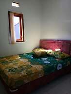 Agung Safira Homestay