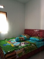 Agung Safira Homestay